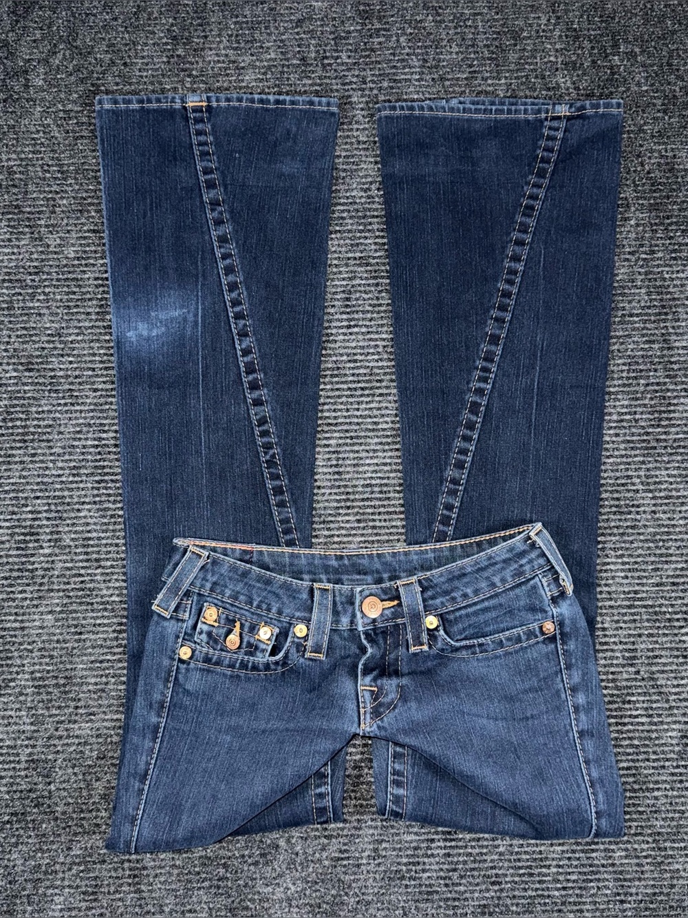 RARE Vintage True Religion Low Rise Twisted Flare Jeans Sz 26 x 33 Dark Wash Y2K